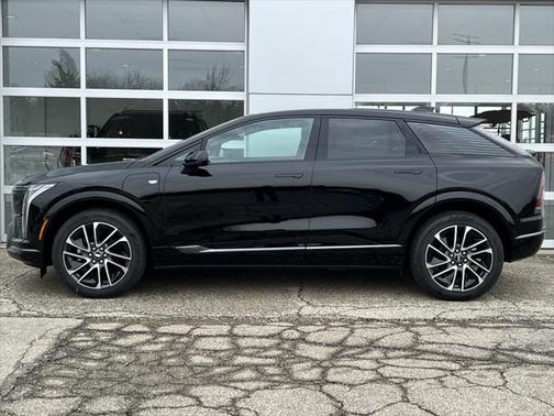 2025 Cadillac OPTIQ Sport