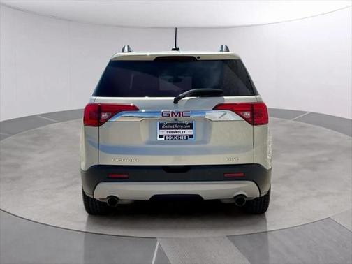 2017 GMC Acadia SLE-2