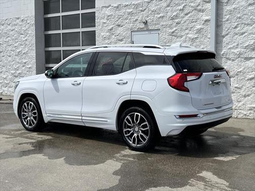 2022 GMC Terrain Denali