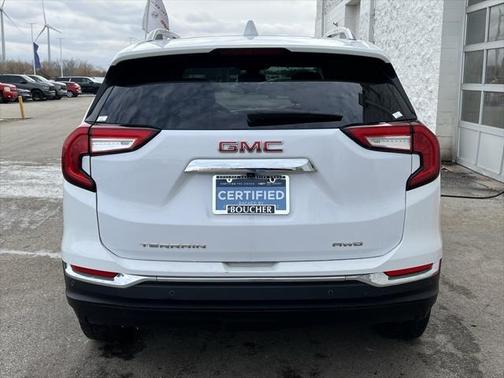 2022 GMC Terrain SLT