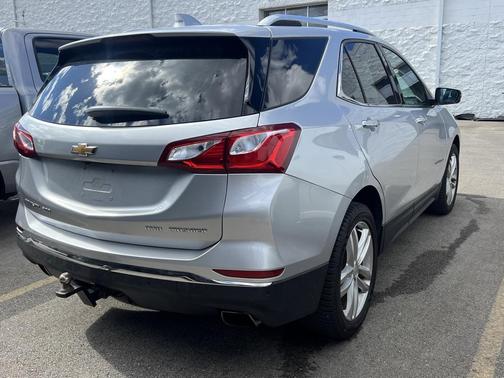 2020 Chevrolet Equinox Premier w/2LZ