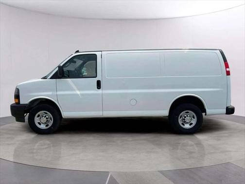 2024 Chevrolet Express 2500 RWD 2500 Regular Wheelbase WT