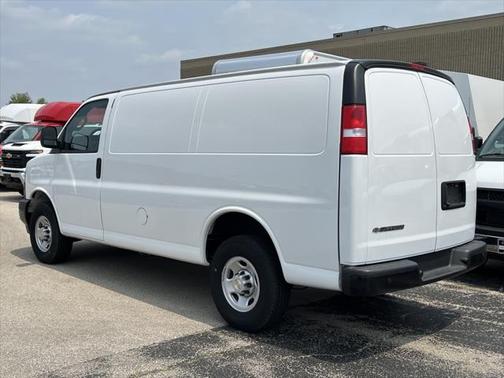 2024 Chevrolet Express 2500 RWD 2500 Regular Wheelbase WT