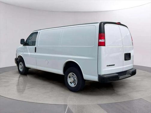 2024 Chevrolet Express 2500 RWD 2500 Regular Wheelbase WT
