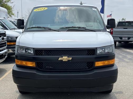 2024 Chevrolet Express 2500 RWD 2500 Regular Wheelbase WT