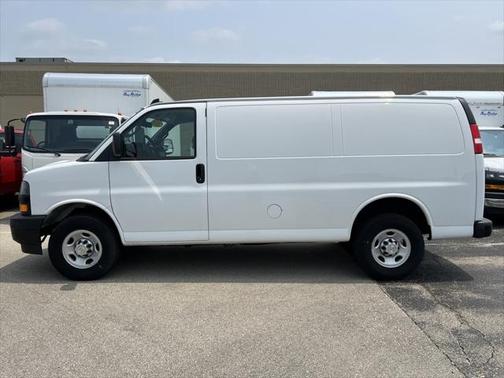 2024 Chevrolet Express 2500 RWD 2500 Regular Wheelbase WT