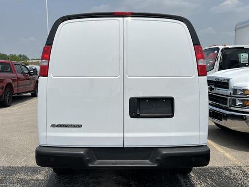 2024 Chevrolet Express 2500 RWD 2500 Regular Wheelbase WT