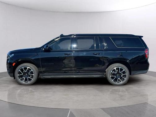 2021 Chevrolet Suburban RST