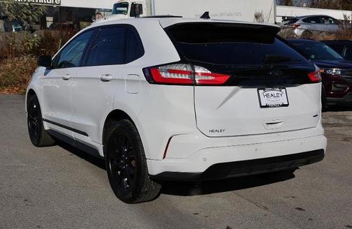 2023 Ford Edge SE
