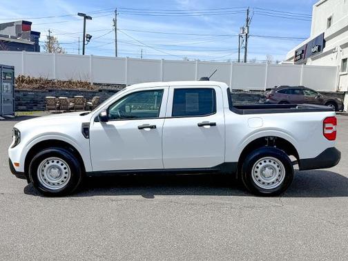 OXFORD WHITE 2025 Ford Maverick XL