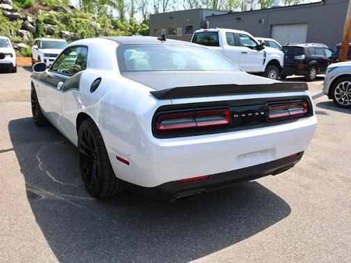 White Knuckle Clearcoat 2019 Dodge Challenger R/T SCAT PACK