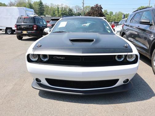White Knuckle Clearcoat 2019 Dodge Challenger R/T SCAT PACK