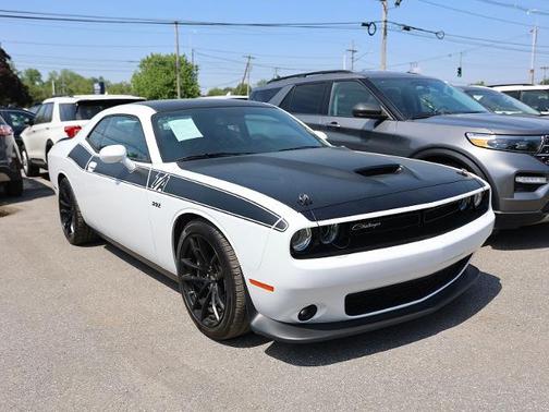 White Knuckle Clearcoat 2019 Dodge Challenger R/T SCAT PACK