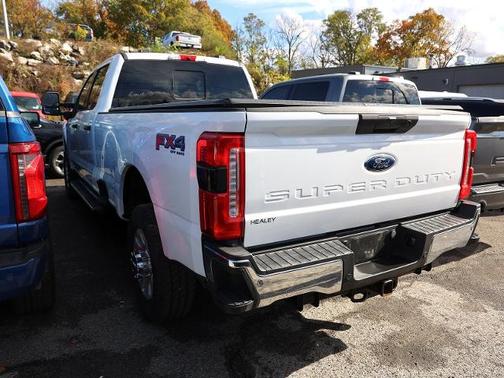 2023 Ford F-350 XLT