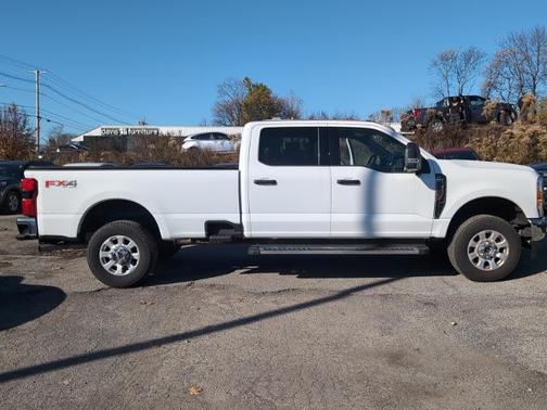 2023 Ford F-350 XLT