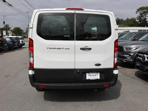 2024 Ford Transit-250 BASE