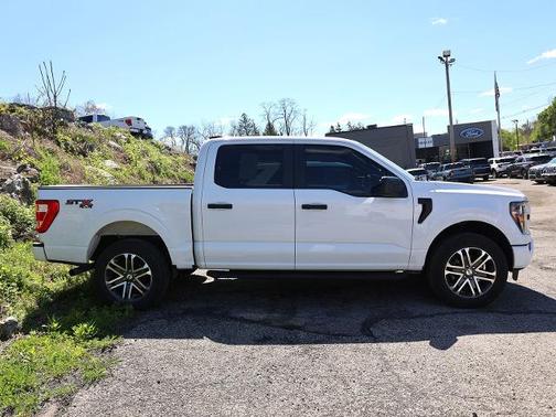 OXFORD WHITE 2023 Ford F-150 XL