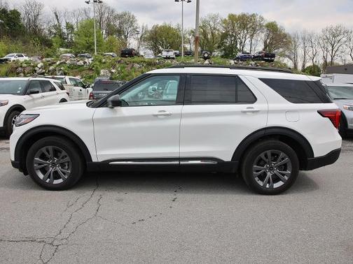 STAR WHITE MET TRI-COAT 2025 Ford Explorer ACTIVE