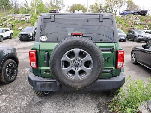 ERUPTION GREEN METALLIC 2023 Ford Bronco BIG BEND