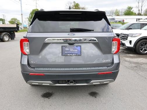CARBONIZED GRAY METALLIC 2023 Ford Explorer XLT
