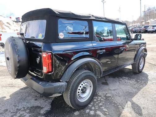 2023 Ford Bronco BASE
