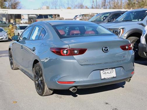 2023 Mazda Mazda3 2.5 S CARBON EDITION