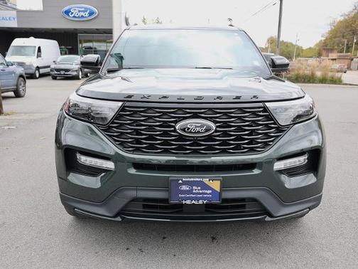 2024 Ford Explorer ST-LINE