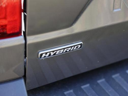 2023 Ford Maverick XL