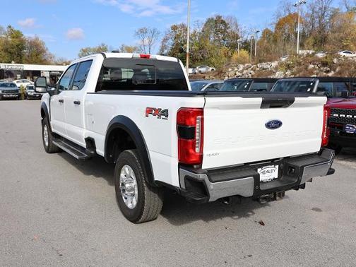 2023 Ford F-350 XLT