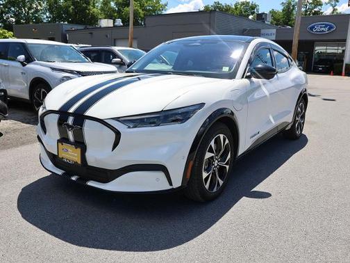 STAR WHITE MET TRI-COAT 2021 Ford Mustang Mach-E PREMIUM