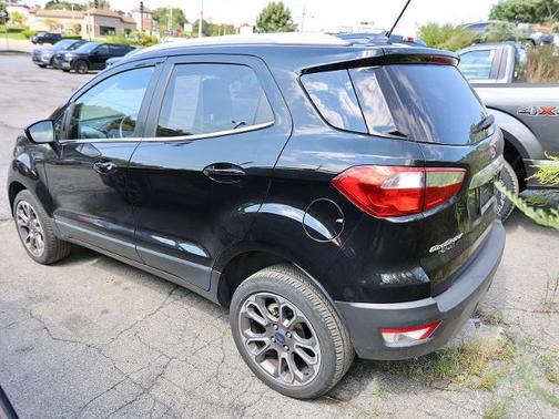 2022 Ford EcoSport TITANIUM