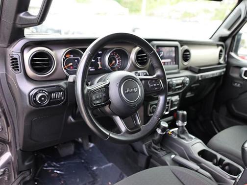 2020 Jeep Wrangler SPORT