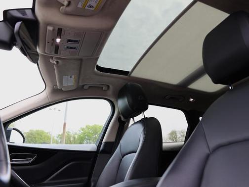 2020 Jaguar F-PACE 25T PREMIUM