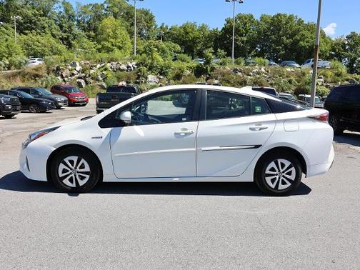2017 Toyota Prius FOUR