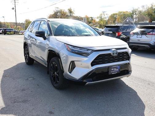 2024 Toyota RAV4 XSE