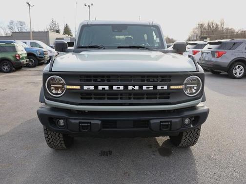 2023 Ford Bronco BLACK DIAMOND