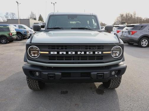 2023 Ford Bronco BLACK DIAMOND