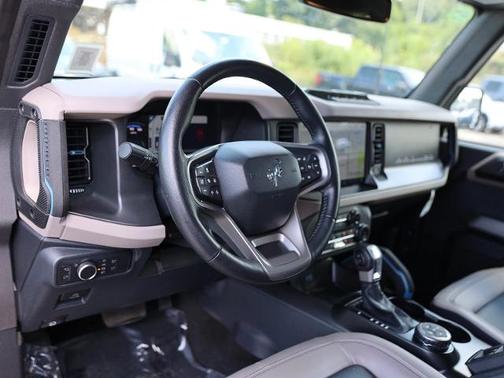 2022 Ford Bronco WILDTRAK
