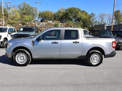 2023 Ford Maverick XL