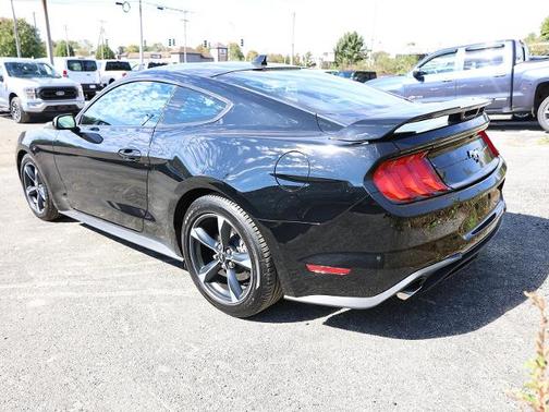 2022 Ford Mustang ECOBOOST
