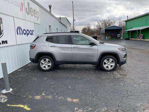 2022 Jeep Compass Latitude
