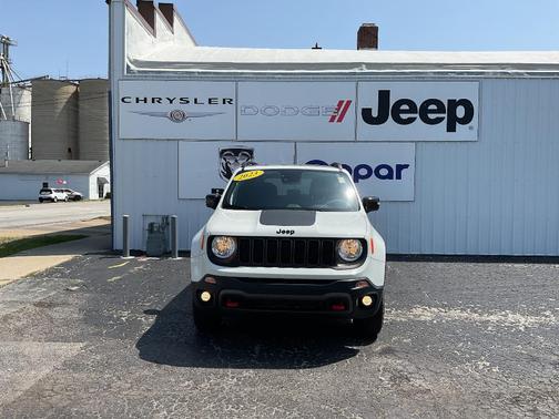 2023 Jeep Renegade Trailhawk