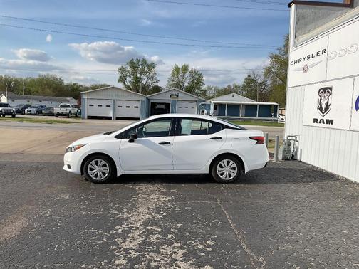 2021 Nissan Versa S