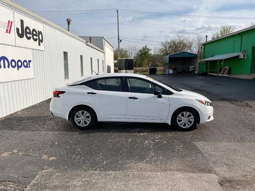 2021 Nissan Versa S