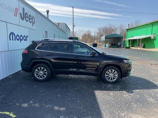 2021 Jeep Cherokee Latitude Lux