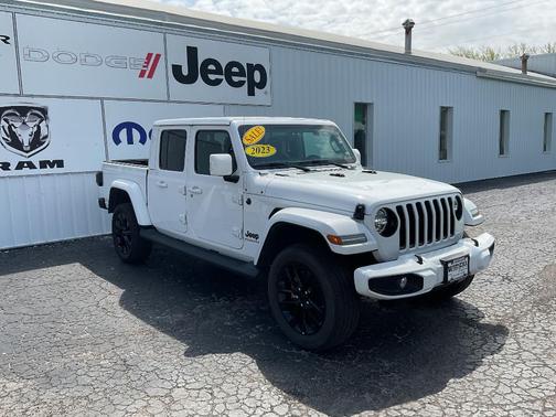 2023 Jeep Gladiator Overland