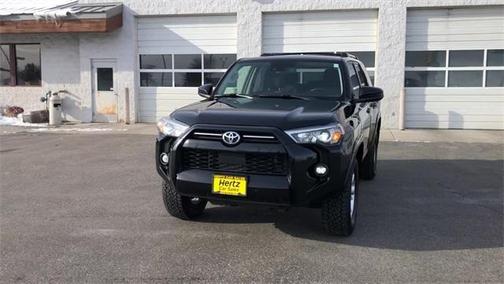 Photo 3 of 21 of 2021 Toyota 4Runner SR5