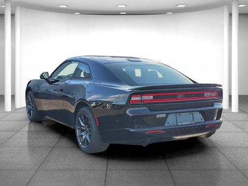 Diamond Black Crystal Pearlcoat 2026 Dodge Charger R/T Scat Pack