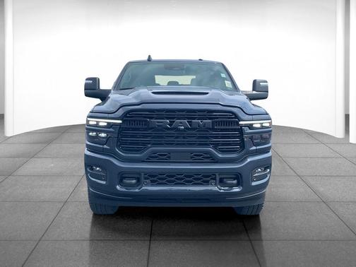 2025 RAM 2500 Laramie Crew Cab 4x4 6'4' Box