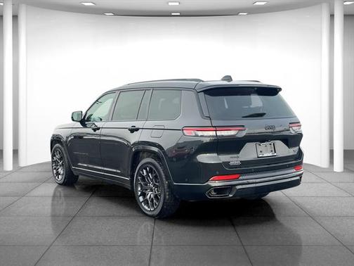 2023 Jeep Grand Cherokee L Summit